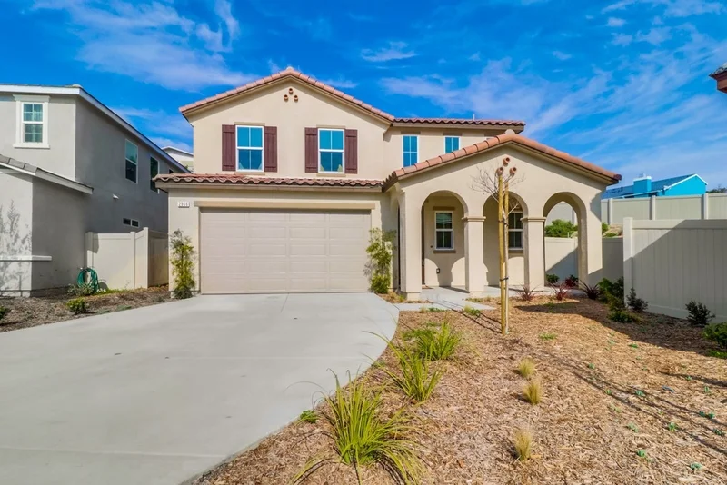 2966 Lucia Jade Lp, San Diego, CA 92139