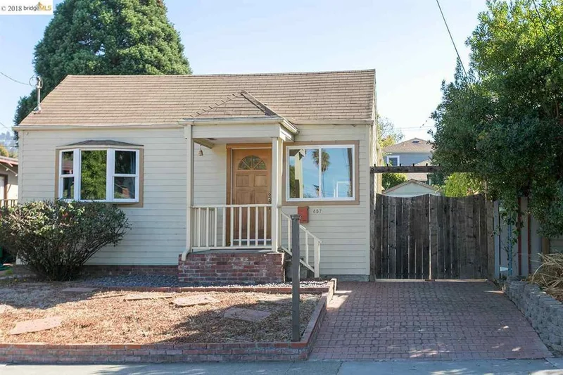 857 Neilson St, Berkeley, CA 94707
