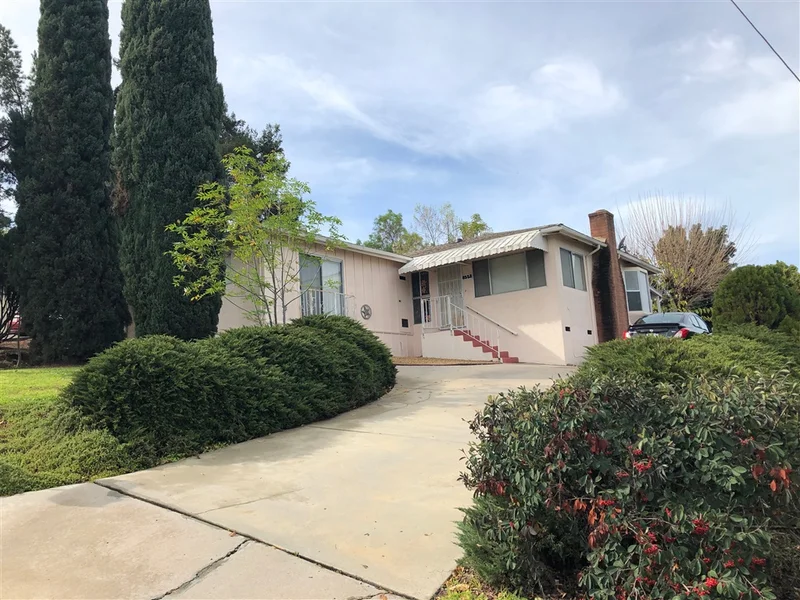 8552 Ellsworth Ln., Santee, CA 92071
