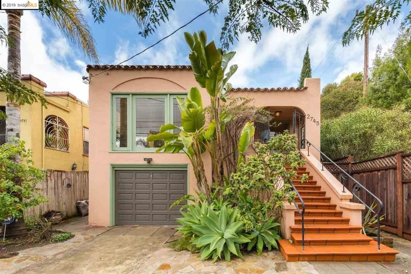 2745 25th Ave., Oakland, CA 94601