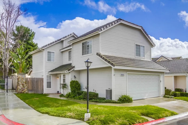10208 Rancho Carmel Dr, San Diego, CA 92128