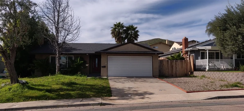 10208 Timberlane Way, Santee, CA 92071