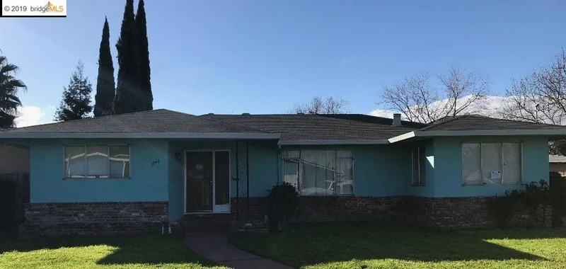 1244 Beacon St, Pittsburg, CA 94565