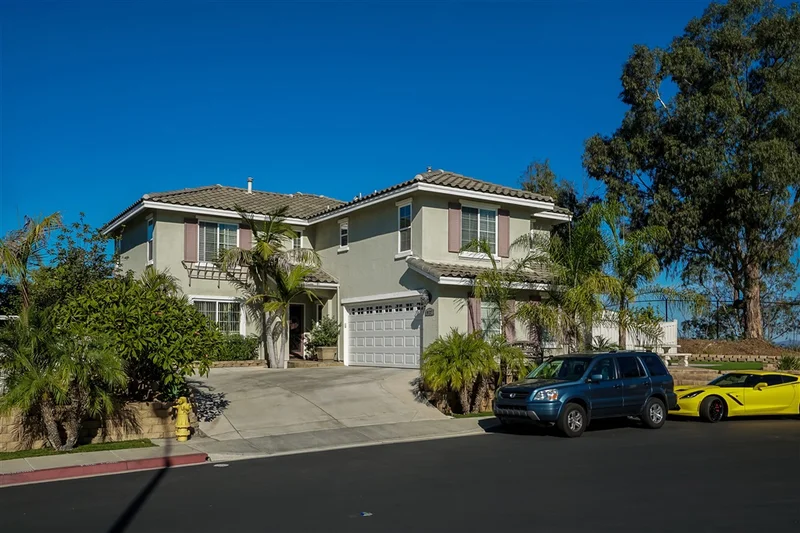 10127 Pure Waters Ct, Spring Valley, CA 91978