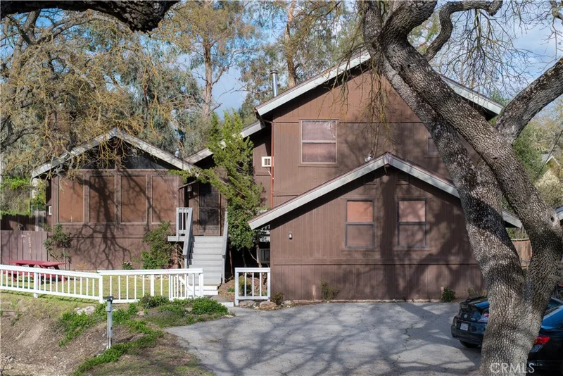 7735 Tecorida Avenue, Atascadero, CA 93422