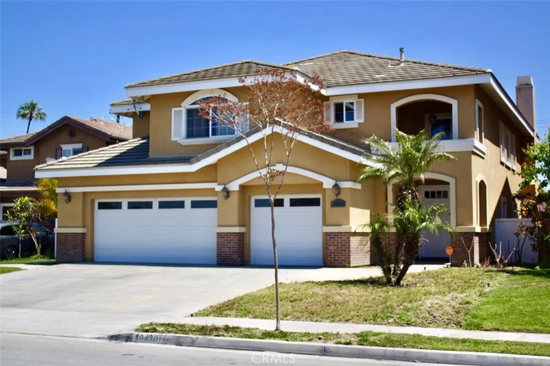 10430 Rose Ann, Cypress, CA 90630