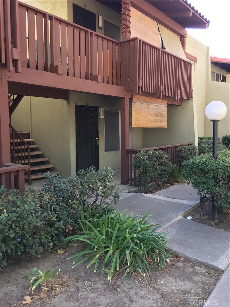 1040 Macarthur #51, Santa Ana, CA 92707