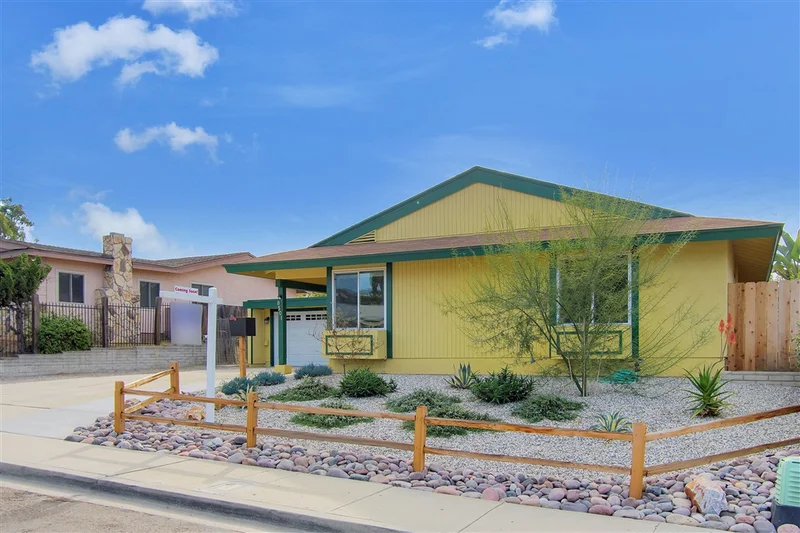 8501 Devos Drive, Santee, CA 92071