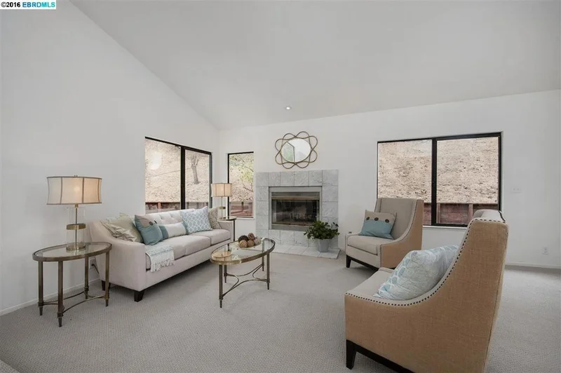 4310 Chamberlin Ct, Oakland, CA 94619