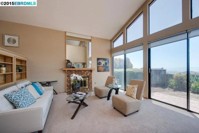 4231 Ridgemont Ct, Oakland, CA 94619