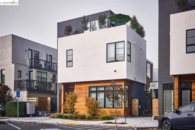 1162 66th Street, Oakland, CA 94608