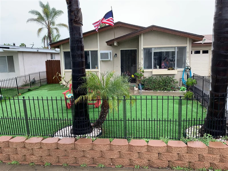 870 Via Soledad, Vista, CA 92084