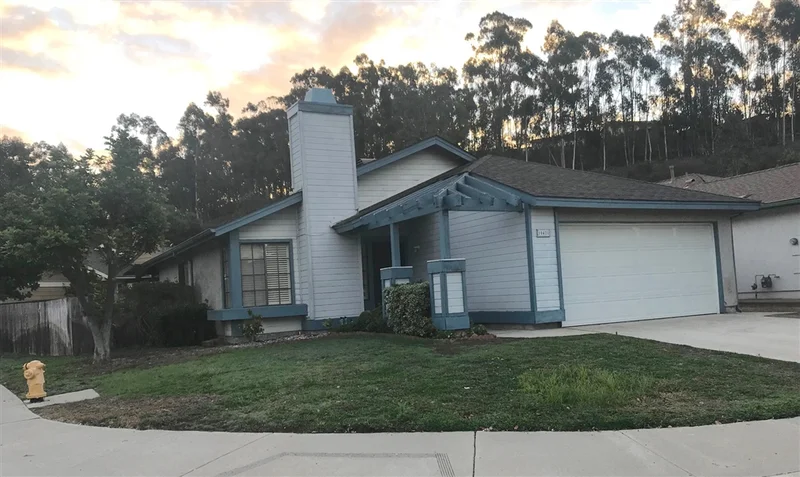 10428 Les Arbres Pl., San Diego, CA 92131