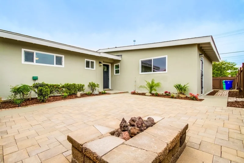 4664 Clairemont Dr, San Diego, CA 92117
