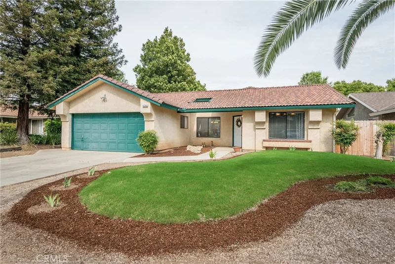6296 Lodi, Fresno, CA 93722
