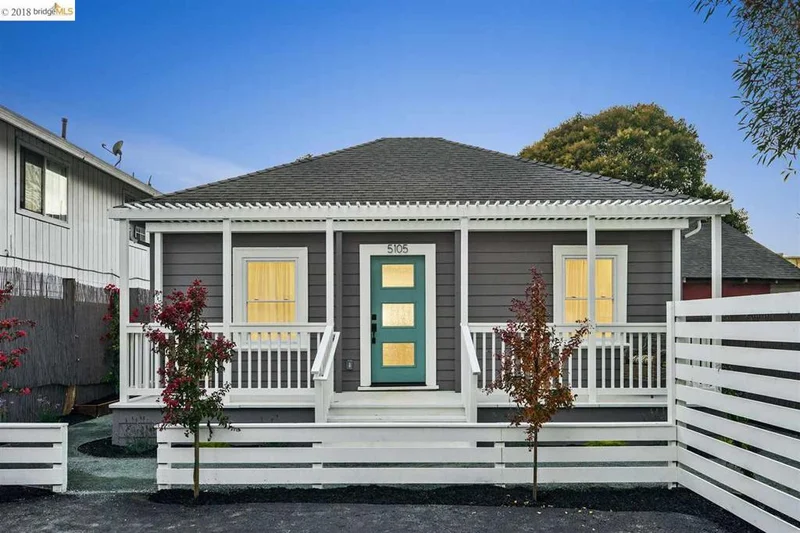 5105 West, Oakland, CA 94608