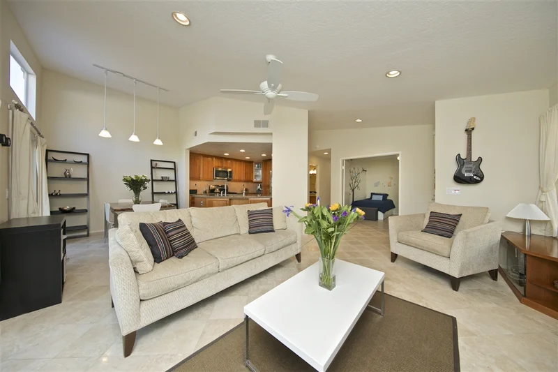 4190 Corte De La Siena, San Diego, CA 92130