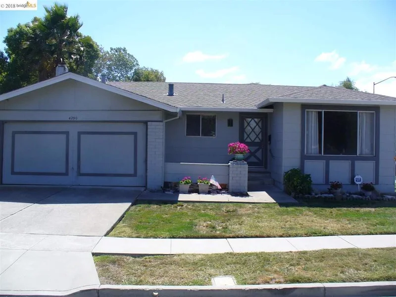 4290 Dorman Rd, Pleasanton, CA 94588
