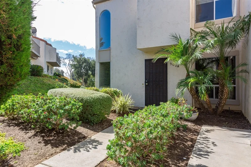 900 Caminito Madrigal #A, Carlsbad, CA 92011
