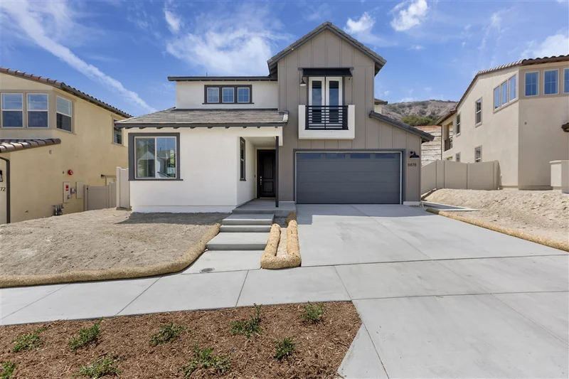 8878 Hightail Drive, Santee, CA 92071