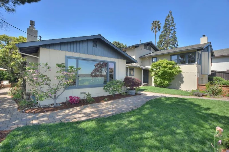 860 Piedmont, Redwood City, CA 94062