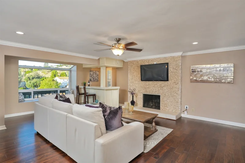 4218 Highland Glen Way, La Mesa, CA 91941