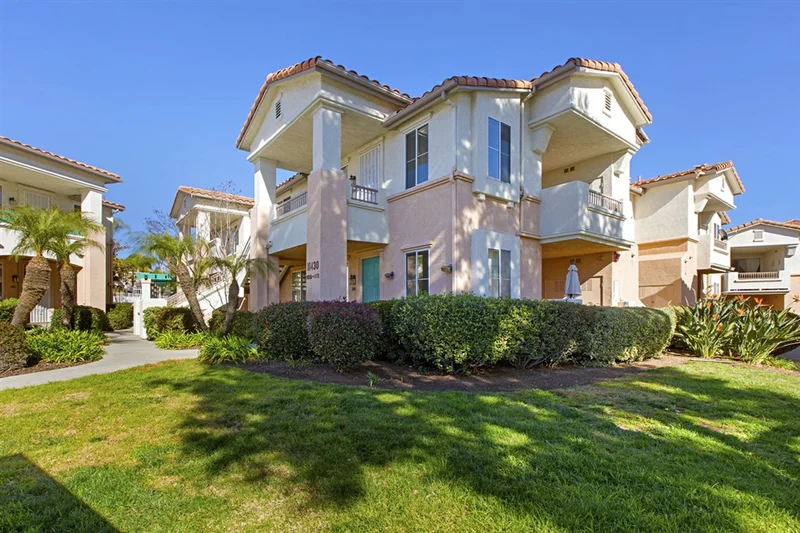 11430 Via Rancho San Diego #106, El Cajon, CA 92019