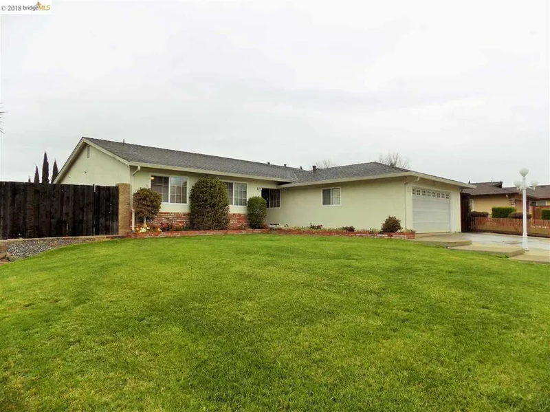 3001 Barmouth Dr, Antioch, CA 94509