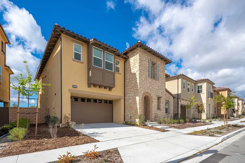 88 Big Bend, Lake Forest, CA 92630
