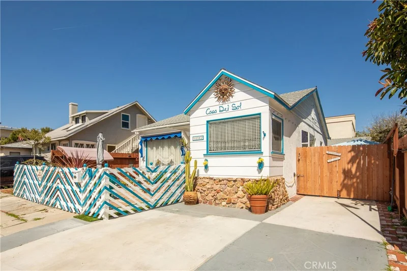 1040 Loma, Hermosa Beach, CA 90254