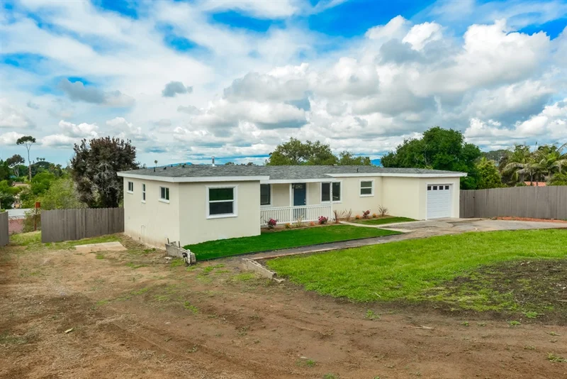 1245 Tower, Vista, CA 92083