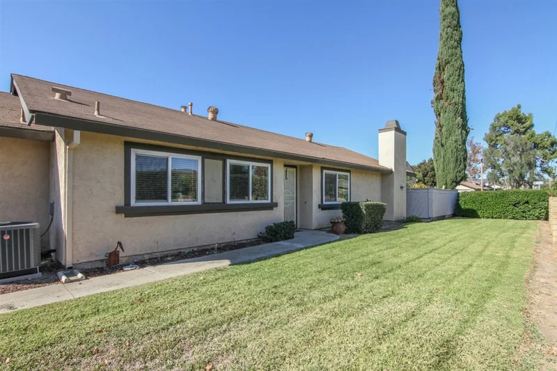 10394 Claudia Lane, Santee, CA 92071