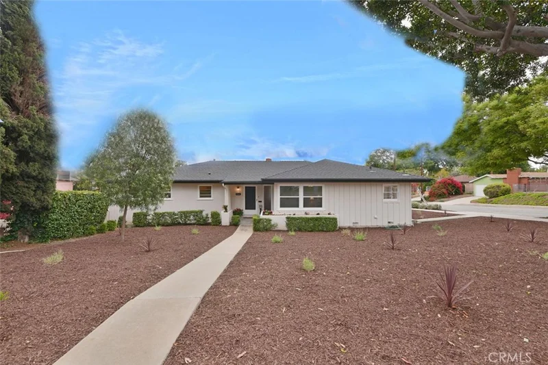 460 El Camino, Fullerton, CA 92835