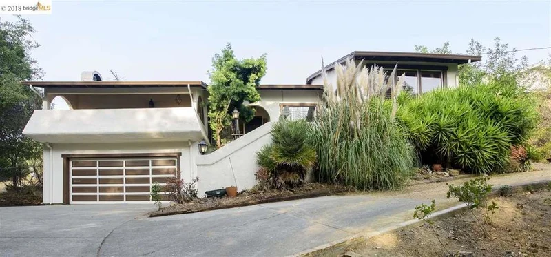2600 Hansen Rd, Hayward, CA 94541