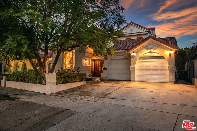 10411 Woodbridge, Toluca Lake, CA 91602