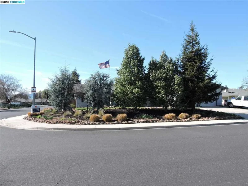 225 Woodside Ct, Brentwood, CA 94513