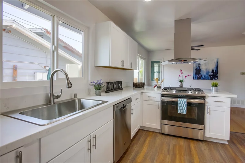 2552 Mulder Street, Lemon Grove, CA 91945