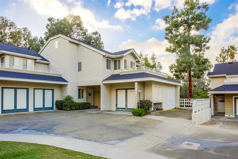 5186 68th St, San Diego, CA 92115