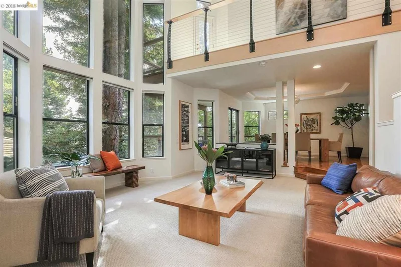 23 Bay Forest Drive, Oakland, CA 94611