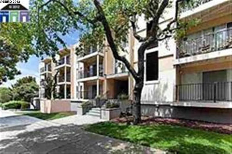 425 Orange St #113, Oakland, CA 94610-2924