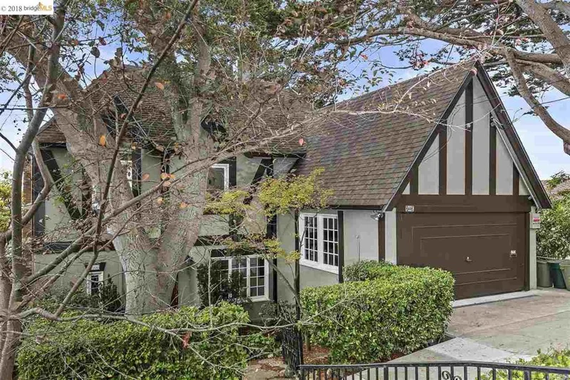 866 Spruce St, Berkeley, CA 94707