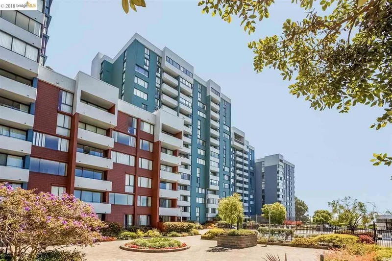 555 Pierce St #243, Albany, CA 94706