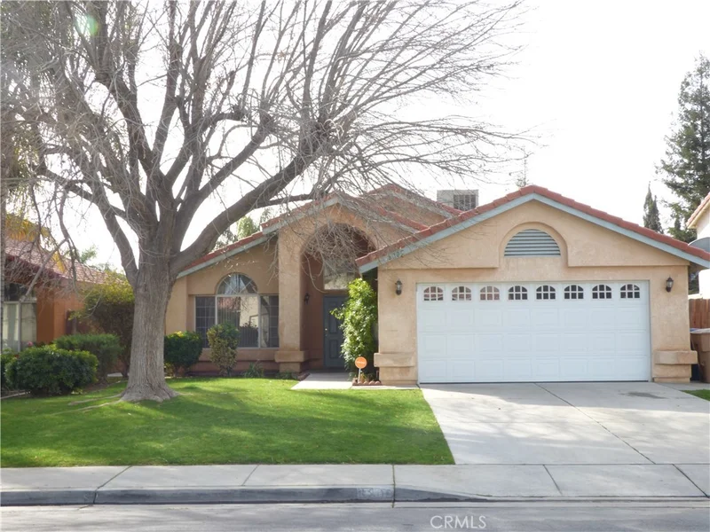 6205 Cartagena, Bakersfield, CA 93313