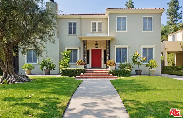 125 Plymouth, Los Angeles, CA 90004