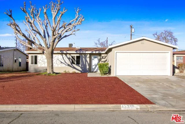 45339 Genoa, Lancaster, CA 93534