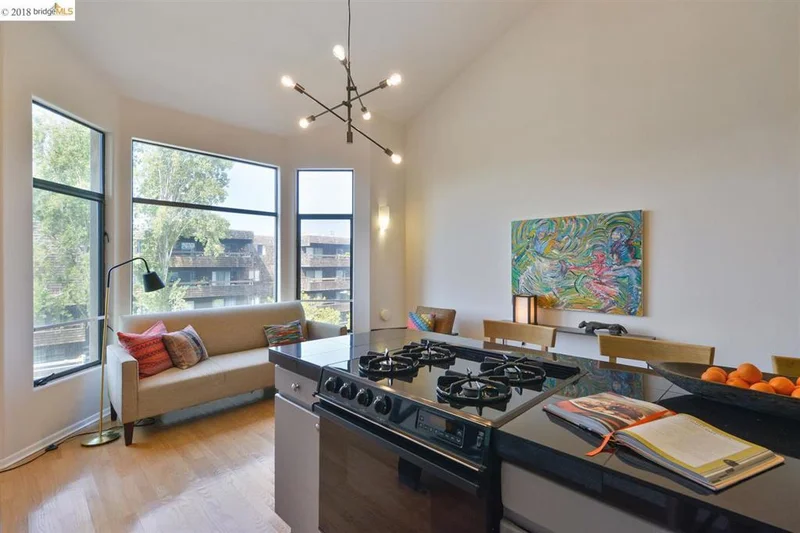 1849 Shattuck Ave #403, Berkeley, CA 94709