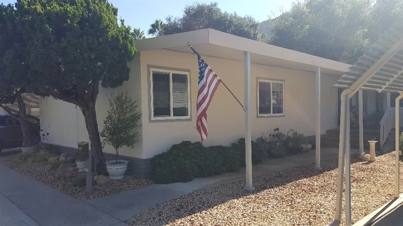 8975 Lawrence Welk Dr #425, Escondido, CA 92026