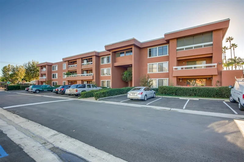 1010 East Washington Ave #71, Escondido, CA 92025