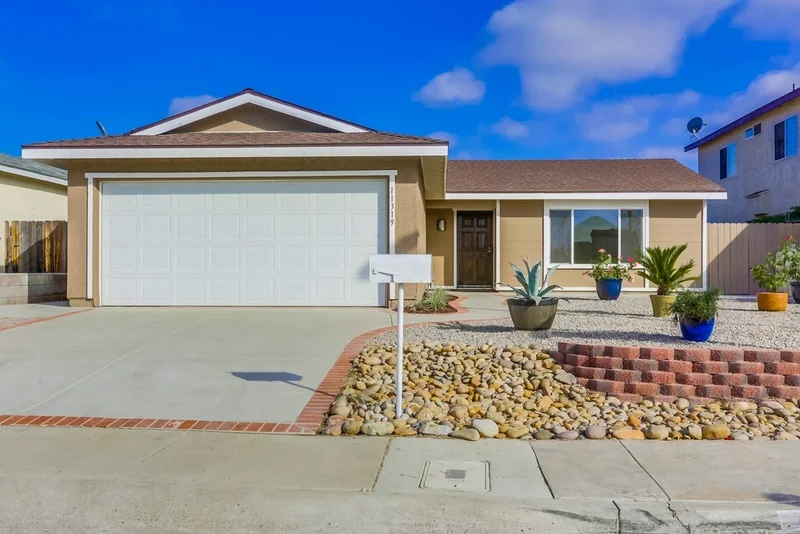 11319 Clearspring Rd, San Diego, CA 92126