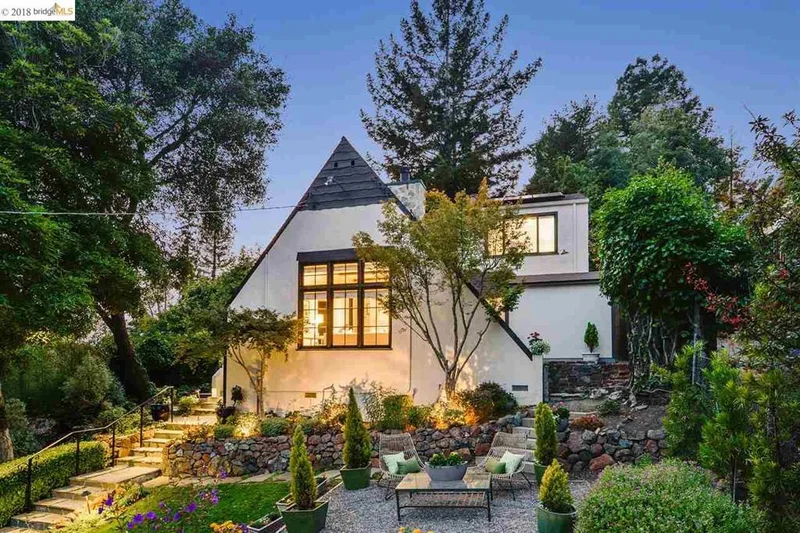 6207 Crown Ave, Oakland, CA 94611